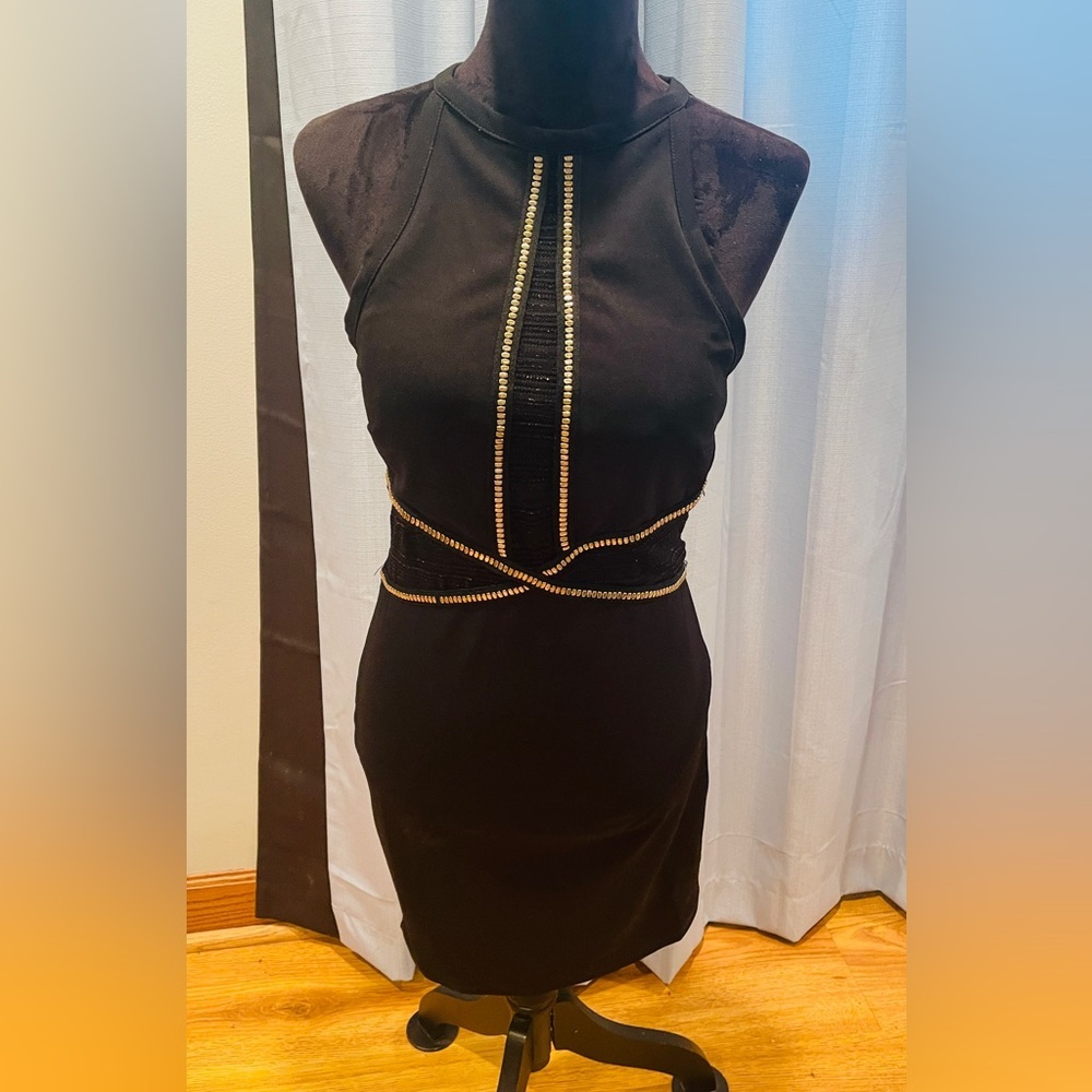 Beautiful Dress for any occasion size Medium